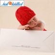 Newborn-crochet-baby-costume-set-red-hat-and-pants-4
